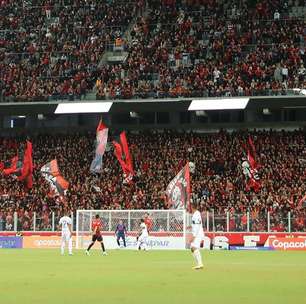 Com Arena lotada, Athletico fica no empate com Maringá pelo Paranaense