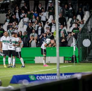 Coritiba assume a liderança do Paranaense com goleada e show em bolas paradas