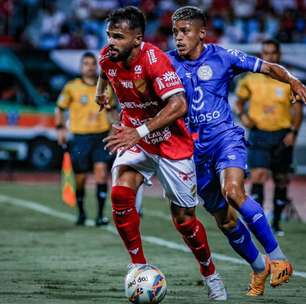 Eric Melo avalia início no Vila Nova e projeta "evolução"