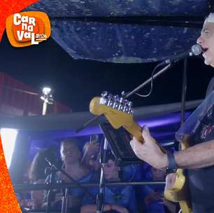 Em apresentação repleta de hits, Durval Lélys homenageia Pink Floyd