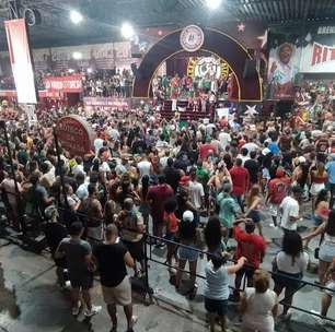 Comunidade lota quadra da Mocidade Alegre e celebra título do carnaval de SP