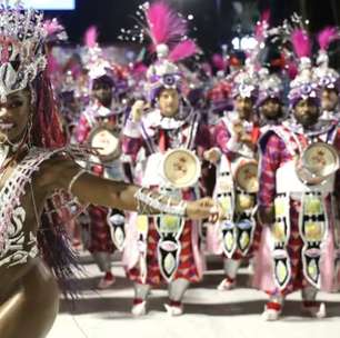 Com atriz Erika Januza como rainha, 'Viradouro' vence Carnaval no Rio