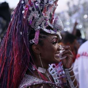 Rainha da Viradouro, Erika Januza dá gritos e pulos ao superar forte medo por Carnaval; Paolla Oliveira vibra: 'Valeu a pena'