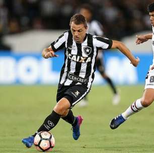 Botafogo se encaminha para sexta estreia em Libertadores; relembre todas