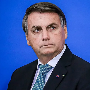 Barroso nega pedido de Bolsonaro para afastar Moraes do inquérito do golpe