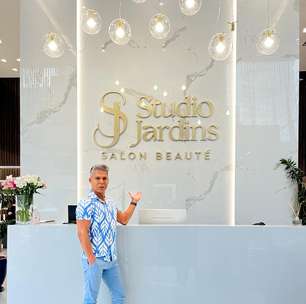 Rô Siqueira, o rei dos famosos, abre novo salão de beleza em São Paulo