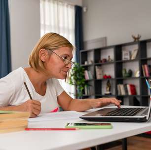Imposto de Renda 2026: posso deduzir gastos com cursos e escolas de idiomas?