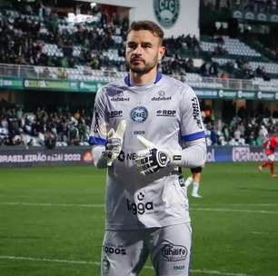 Juventude encaminha contratação de ex-goleiro do Milan