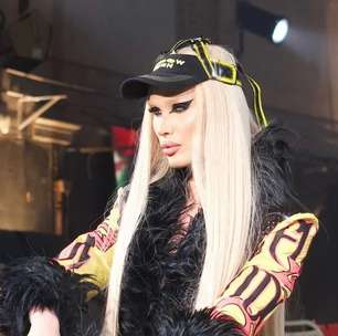 Drag queen brasileira Halessia estreia nas passarelas de Paris