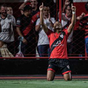 Atlético-GO negocia saída de Airton e de outros jogadores