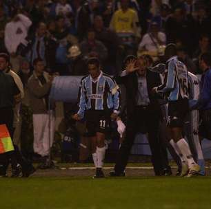 Ex-atacante do Grêmio faz críticas a Enner Valencia no início de 2024: "Está displicente ou desconcentrado"