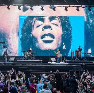 Em show apoteótico, Gilberto Gil mostra que ainda comanda a massa no Lollapalooza; veja vídeos