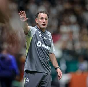 Gabriel Milito avalia estreia e elogia primeiro tempo do Atlético-MG