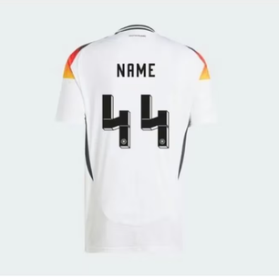 Adidas bane personalização em camisa da Alemanha por semelhança a tropa nazista