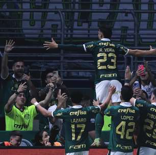 Palmeiras reverte vantagem, bate Santos e conquista o tri do Paulista após 90 anos