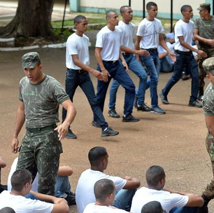 Como ser dispensado do Exército? 5 situações que te impedem de se alistar