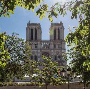 Como está a reconstrução da Notre Dame