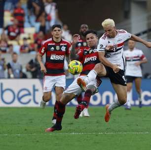 São Paulo vai para duelo contra Flamengo com Thiago Carpini 'pendurado'