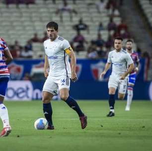 Com um a menos, Cruzeiro arranca empate com o Fortaleza