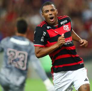 Torcedores do Flamengo elegem o craque da equipe no duelo contra o São Paulo