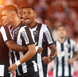 Botafogo vence primeira partida no comando de Artur Jorge com assistência de Luiz Henrique