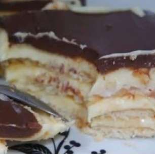 Pavê de creme com chocolate delicioso para sua sobremesa de domingo