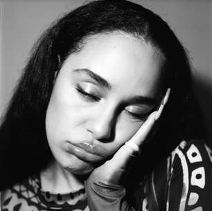 A cantora britânica Jorja Smith lança hoje "Greatest Gift (Reimagined)"