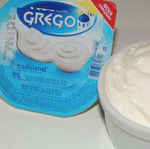 Iogurte grego caseiro sem açúcar e super cremoso
