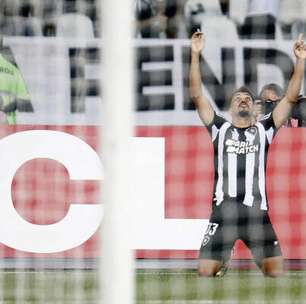 Botafogo tira invencibilidade do Universitario e avisa que está vivo na Libertadores