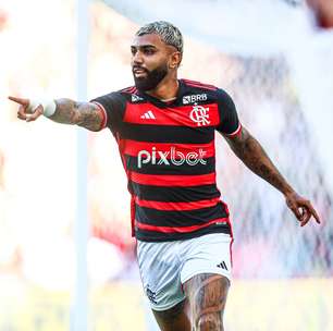 Gabigol, que aguarda julgamento, curte festa de Romário