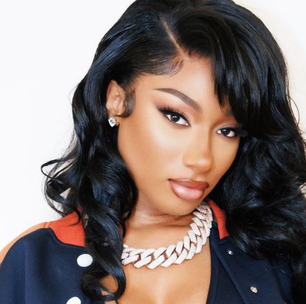 Megan Thee Stallion é acusada de assédio, diz site