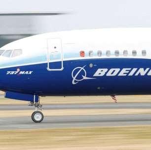 Boeing deve cumprir plano da FAA antes de aumentar produção do 737 MAX, diz secretário de Transportes dos EUA