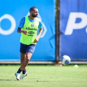 Grêmio bate o martelo sobre futuro de João Pedro Galvão e mais dois no clube