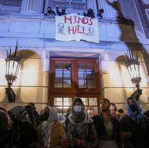 Universidade de Columbia vai pagar mais de R$ 1 bi em acordo para retomar verbas federais de Trump