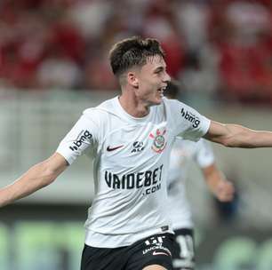 Breno Bidon celebra gol 'da base' do Corinthians e fala sobre seu posicionamento em campo