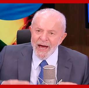 'Quando teve a cheia na Bahia, o presidente estava passeando de jet ski', diz Lula sobre Bolsonaro
