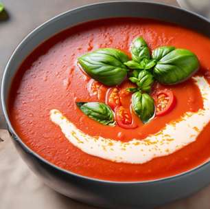 Sopa de tomate cremosa que fica pronta em apenas 30 minutos