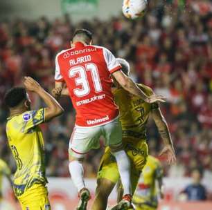 Internacional vence Delfín e avança aos playoffs da Sul-Americana