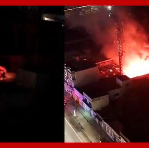 Galpão pega fogo após ser atingido por balão na Zona Oeste de SP