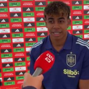 Joia do Barcelona revela que levou 'tarefas de casa' da escola para a Eurocopa