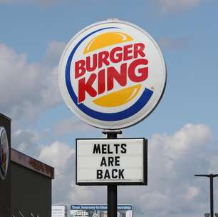 Justiça condena Burger King por impedir funcionária de levar comida de casa e impor apenas consumo de fast food