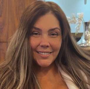 Filha caçula de Simony surge aos beijos em foto com a namorada e se declara: "Te amar é um mérito"