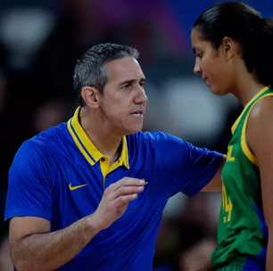 José Neto pede demissão da seleção feminina de basquete após polêmica de preparador físico