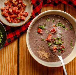 O inverno chegou, aprenda receitas simples de sopa de feijão para se aquecer nos dias frios