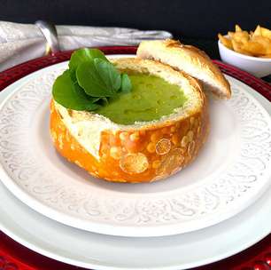 Sopa de agrião cremosa : sem creme de leite, no pão italiano