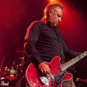 Peter Hook toca o melhor de Joy Division e New Order em SP