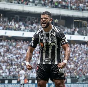 Hulk vibra com dois gols marcados na vitória do Atlético-Mg sobre o Vasco