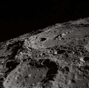 Água na Lua? Sonda chinesa Chang'e-5 revela vestígios em solo lunar