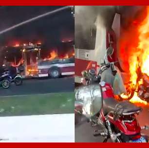 Ônibus e moto pegam fogo após acidente em São Paulo