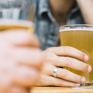 Cerveja light é mais saudável? Tire essas e outras dúvidas sobre a bebida